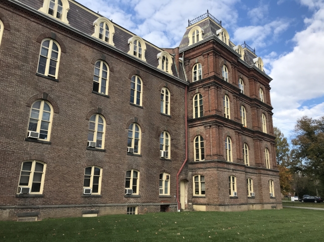 瓦萨学院校园建筑